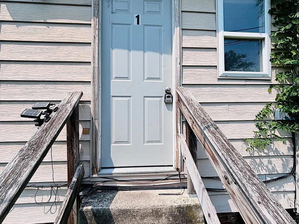 3004 Lehigh St