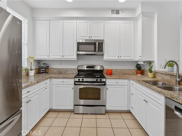 16 Wesley Way, Mission Viejo, CA 92691