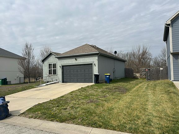 2nd image of 22104 Crystal Ave