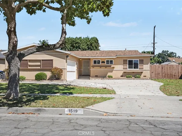 1519 W Maxzim Ave, Fullerton, CA 92833