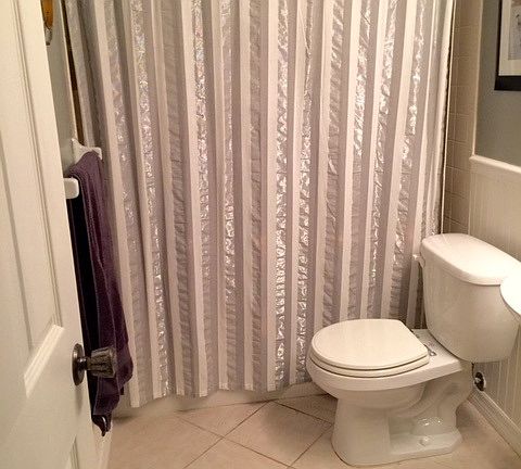Guest Bath w/Private Entry