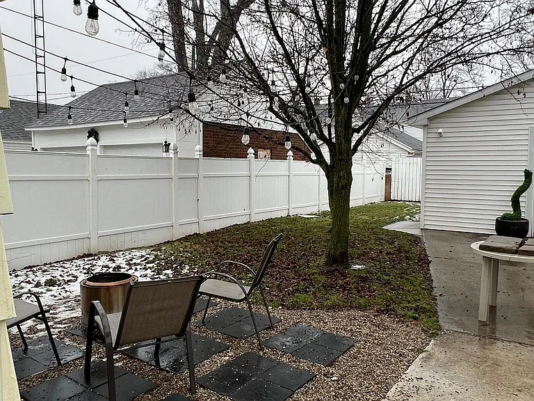 2349 Portsmouth Ave — Photo 23