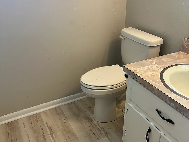 138 LCR 502 — Photo 5