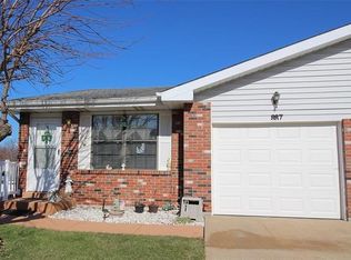 887 Barwood Dr, Arnold, MO