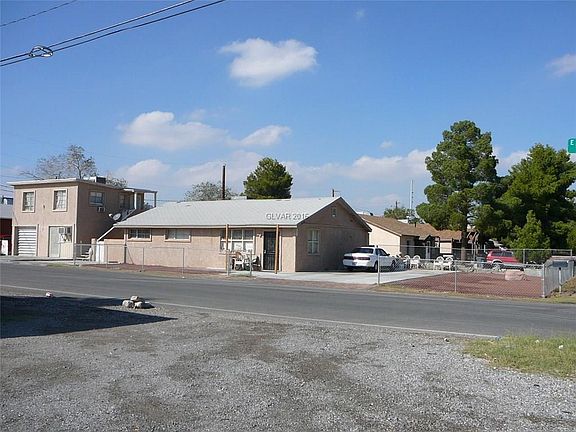 3rd image of 1039 May Ave