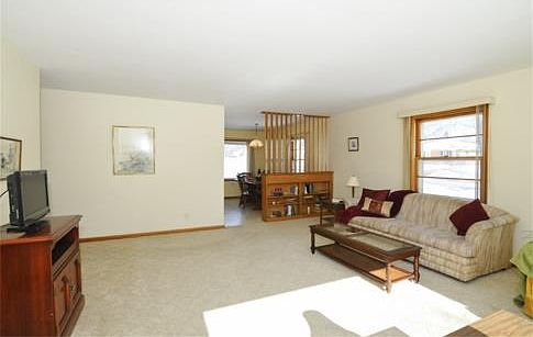 2nd image of 9508 W Fiebrantz Ave