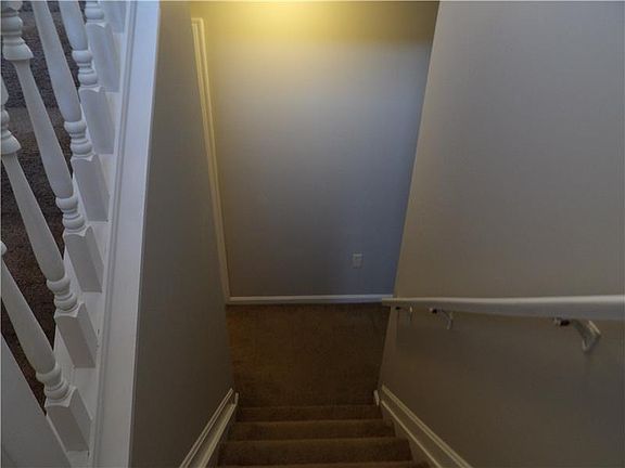 4th image of 2728 Berwood Ln