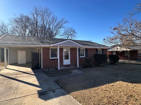 6025 Cornish St, Fayetteville, NC 28314