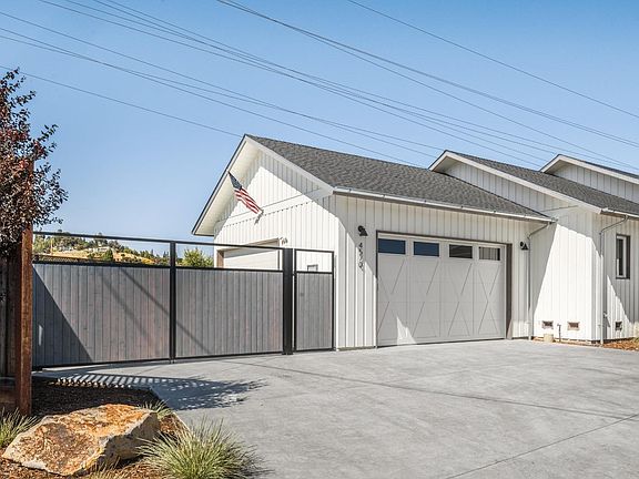 3rd image of 4570 Brighton Drive