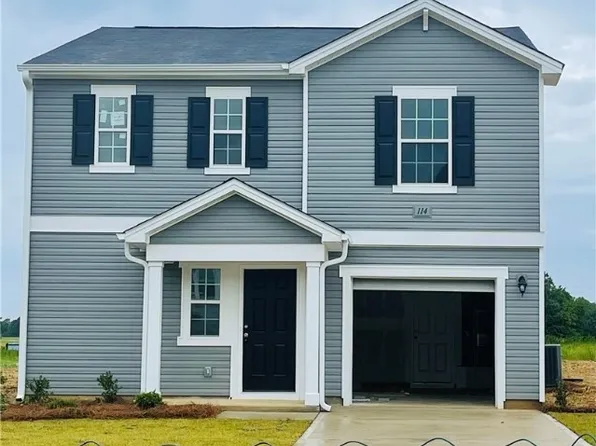 114 Mary Robertson St, Dunn, NC 28334