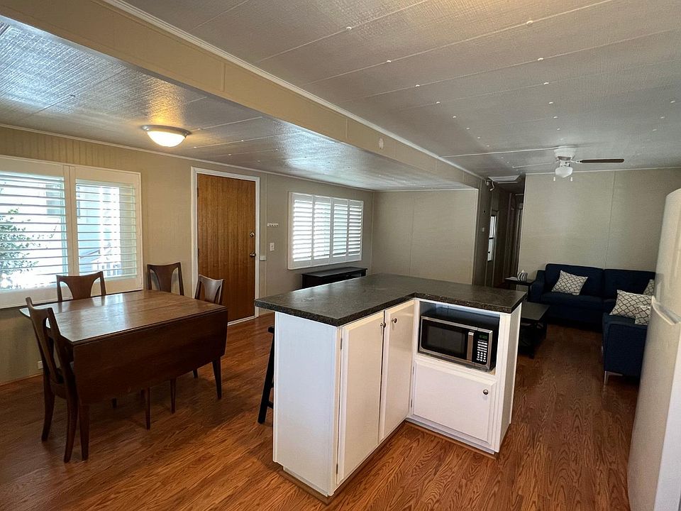 1400 Meredith Ave Gustine, CA, 95322 Apartments for Rent Zillow