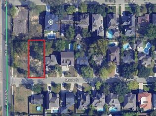 4626 Maple St, Bellaire, TX 77401