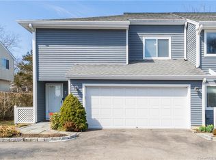 1230 Hope St APT 1, Stamford, CT 06907