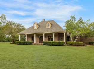 414 Magnolia Farms Rd, CARENCRO, LA 70520