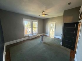 376 Allison Ave SW