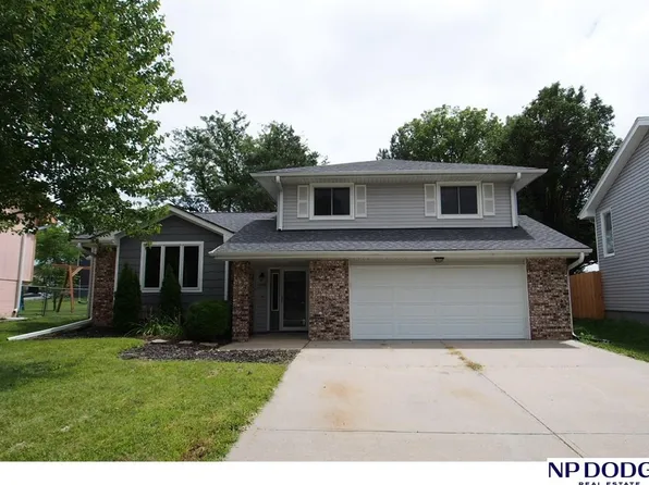 11609 Rambleridge Rd, Omaha, NE 68164