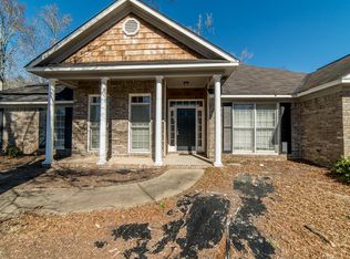 8016 Creek Flow Dr, Midland, GA 31820