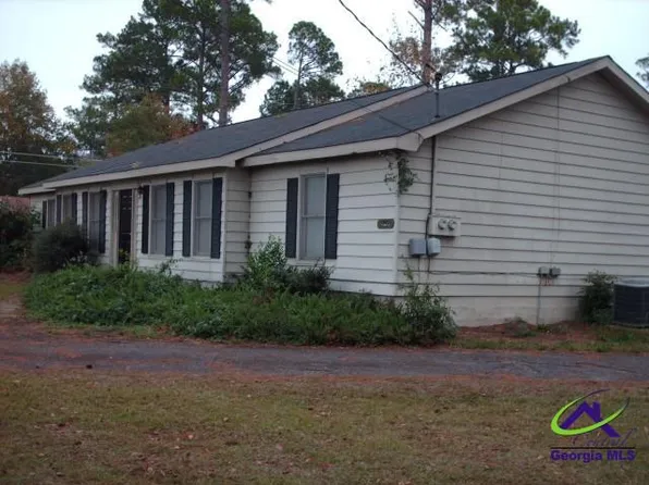 1612A Macon Rd, Perry, GA 31069