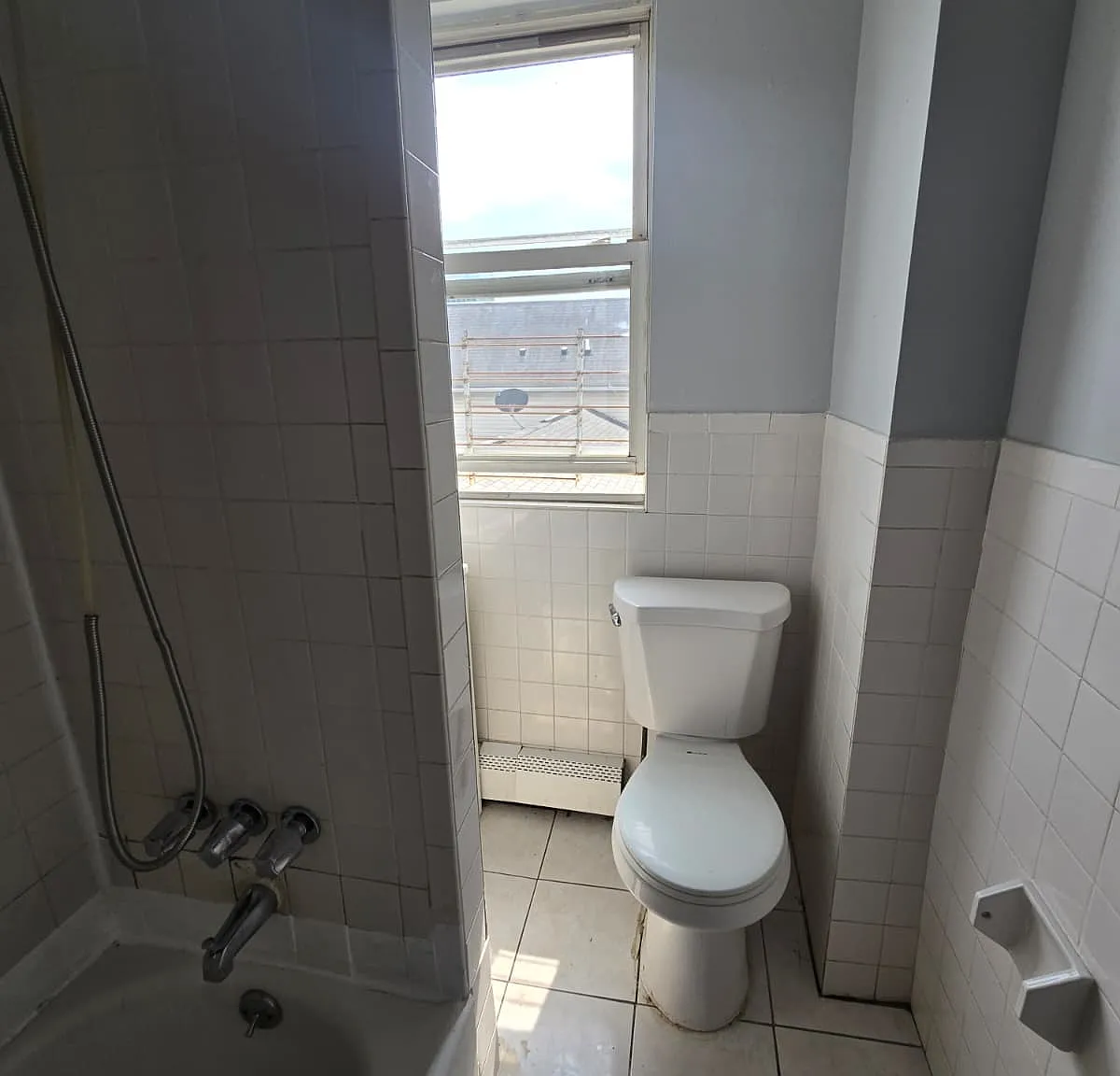 3 bed, $1,850 — Photo 1