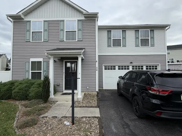 34 Chatham Cir, Martinsburg, WV 25403