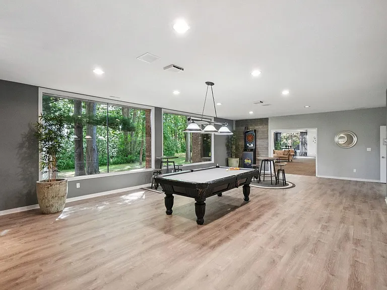 Billiards & Game Room at Eastwood Village Apartments in Clinton Township