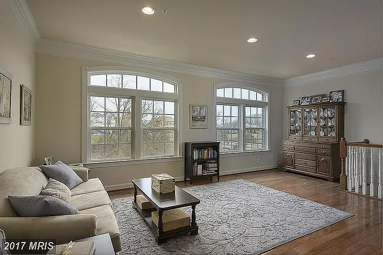 7810 Tuckahoe Ct — Photo 9