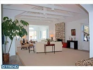 37 Foxcroft Dr photo 1
