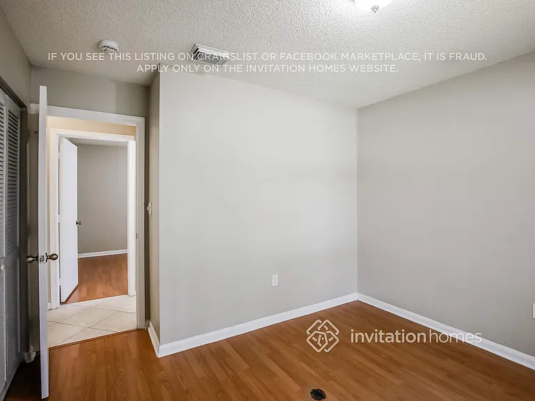 16594 NW 7th St — Photo 14