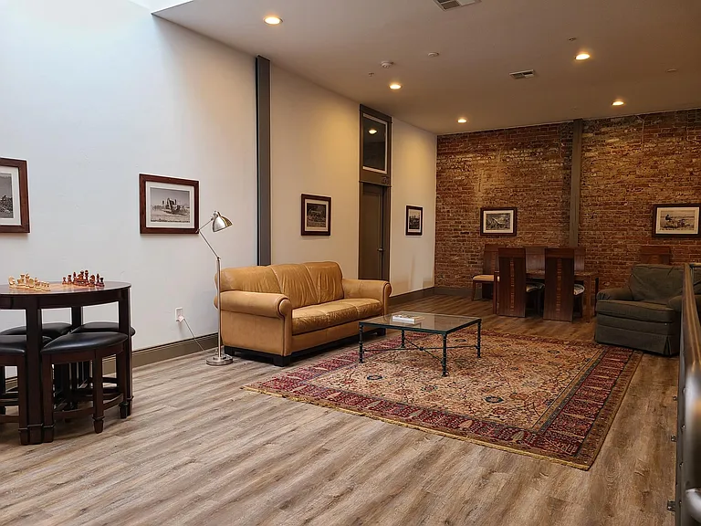 401 2nd St #206 — Photo 25
