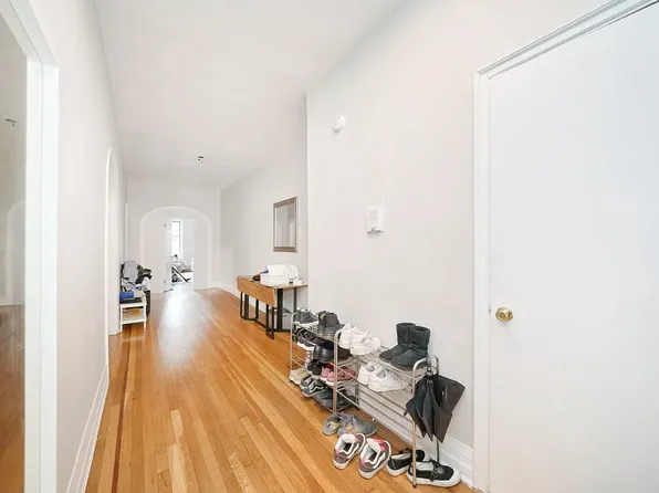 770 Saint Mark's Avenue image 10 of 12