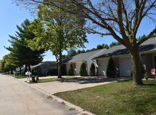 2937 Bluff Ridge Dr #1, Quincy, IL 62305