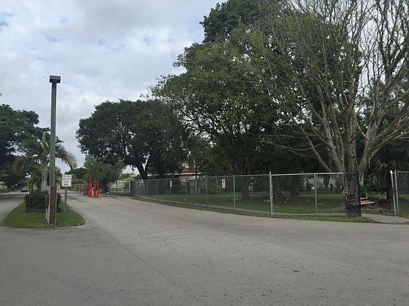 3rd image of 19800 SW 180th Ave Lot 203
