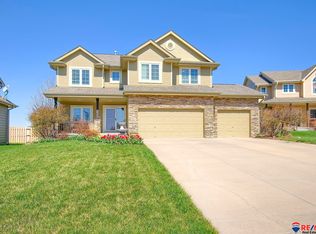 19314 K Cir, Omaha, NE 68154