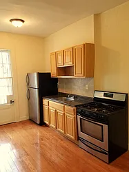 Rented by Space Link Realty