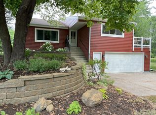 9520 Fox Valley Dr, Hamel, MN 55340
