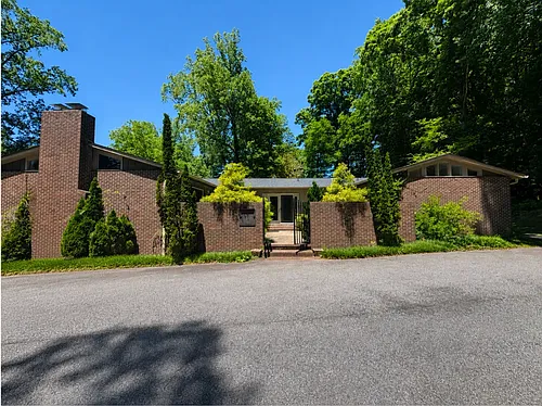 1 Dellwood Dr Photo 1