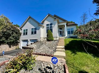 1610 Big Ridge Dr, East Stroudsburg, PA 18302