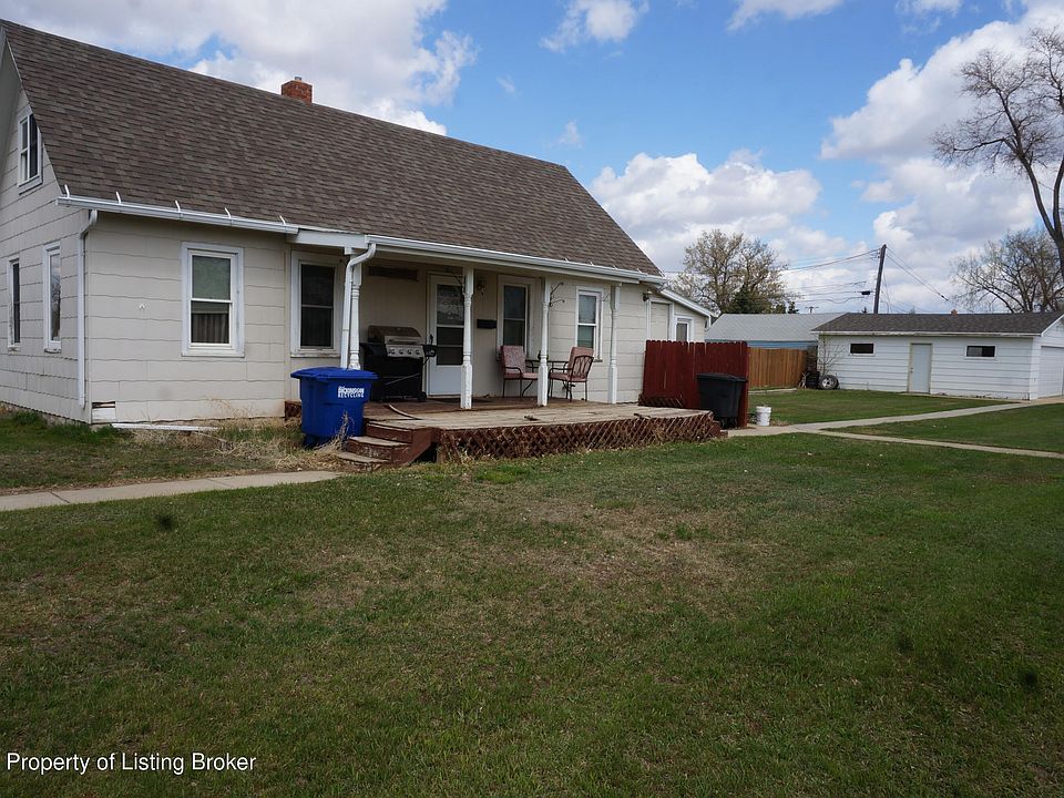 243 1st Ave SW Dickinson ND 58601 MLS 23 509 Zillow   19905578385fd821daa9a12c8f50405c Cc Ft 960 