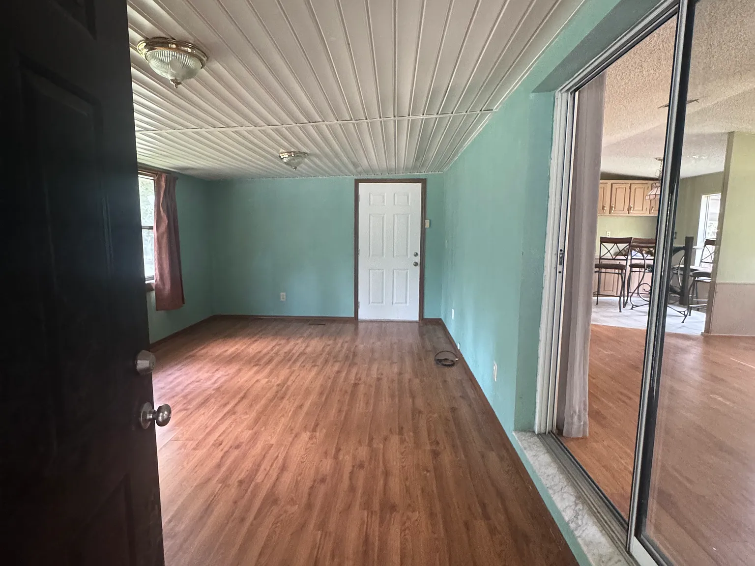 2 bed, 1220 sqft, $1,475 — Photo 2