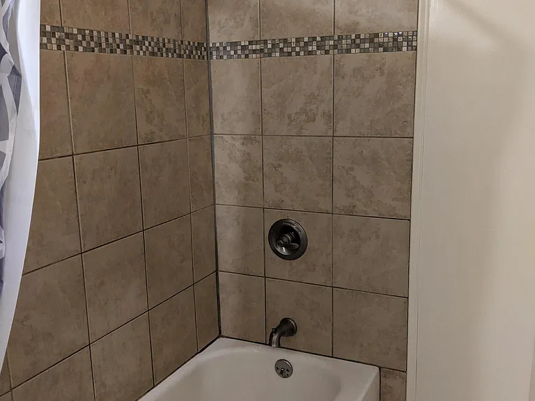 375 Berkshire Ave — Photo 5