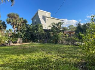 6831 Tropical Ln, Bokeelia, FL 33922