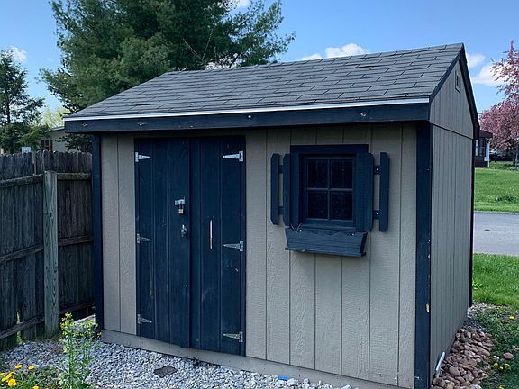 Small shed