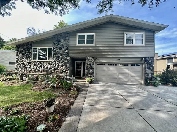 514 Oak Park AVENUE, Watertown, WI 53098