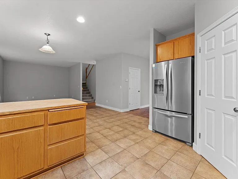 315 S 34th Pl — Photo 14