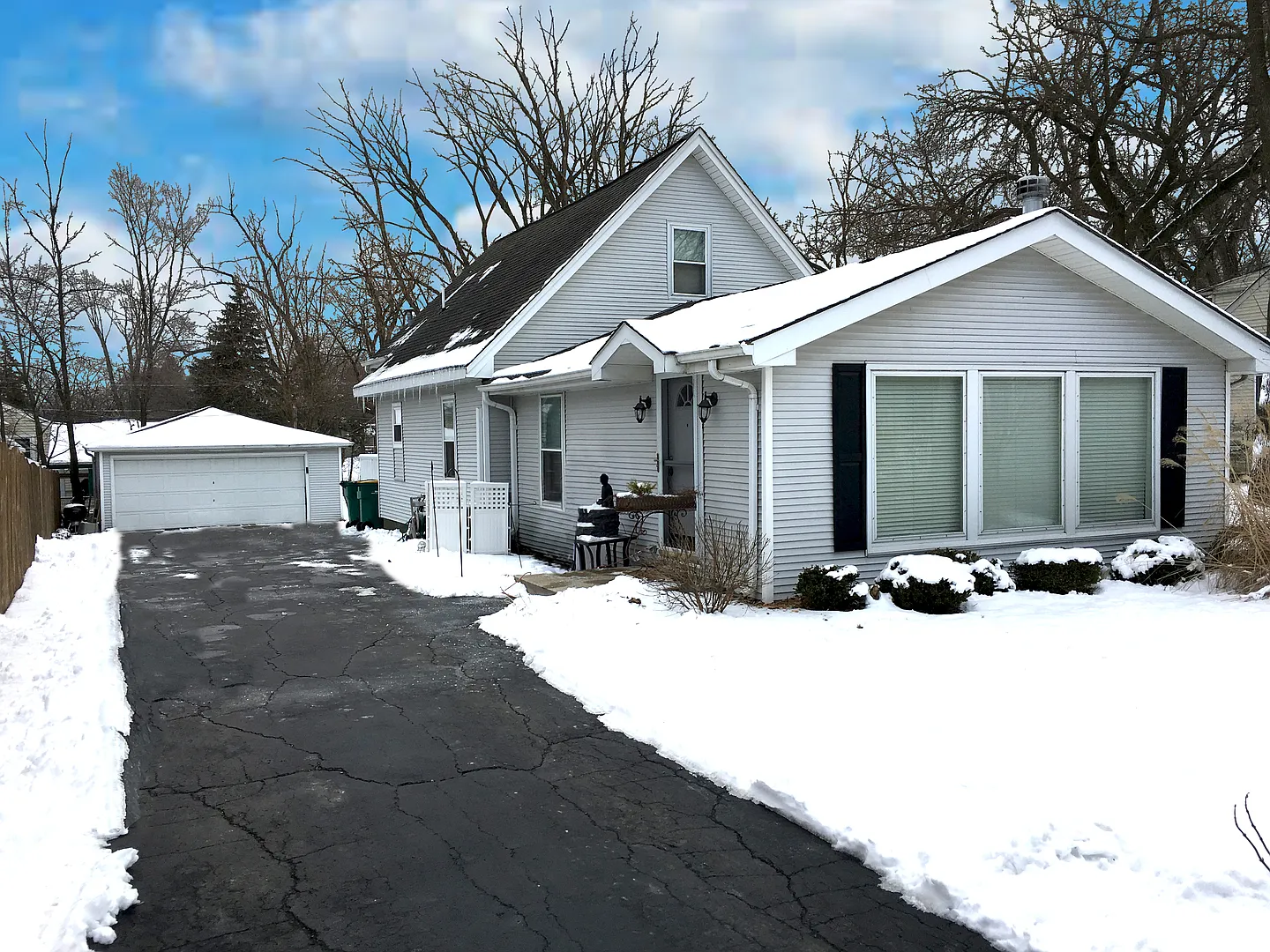 305 S Wilmette Ave photo 1