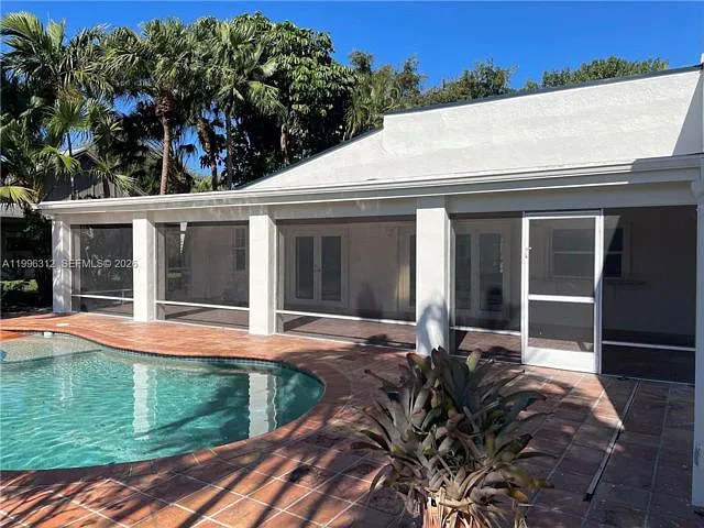 7940 SW 173rd Ter — Photo 11