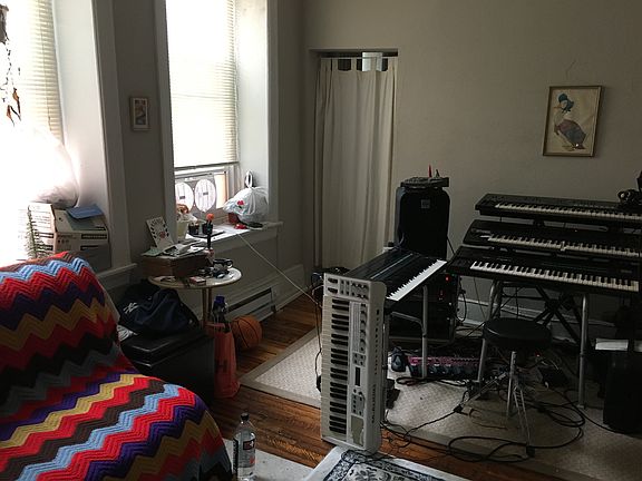 2nd image of 1525 Spruce St #11