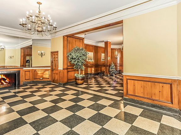 3rd image of 511 W 232nd St APT W55
