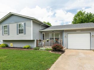 210 Edwin St, Brighton, IL 62012