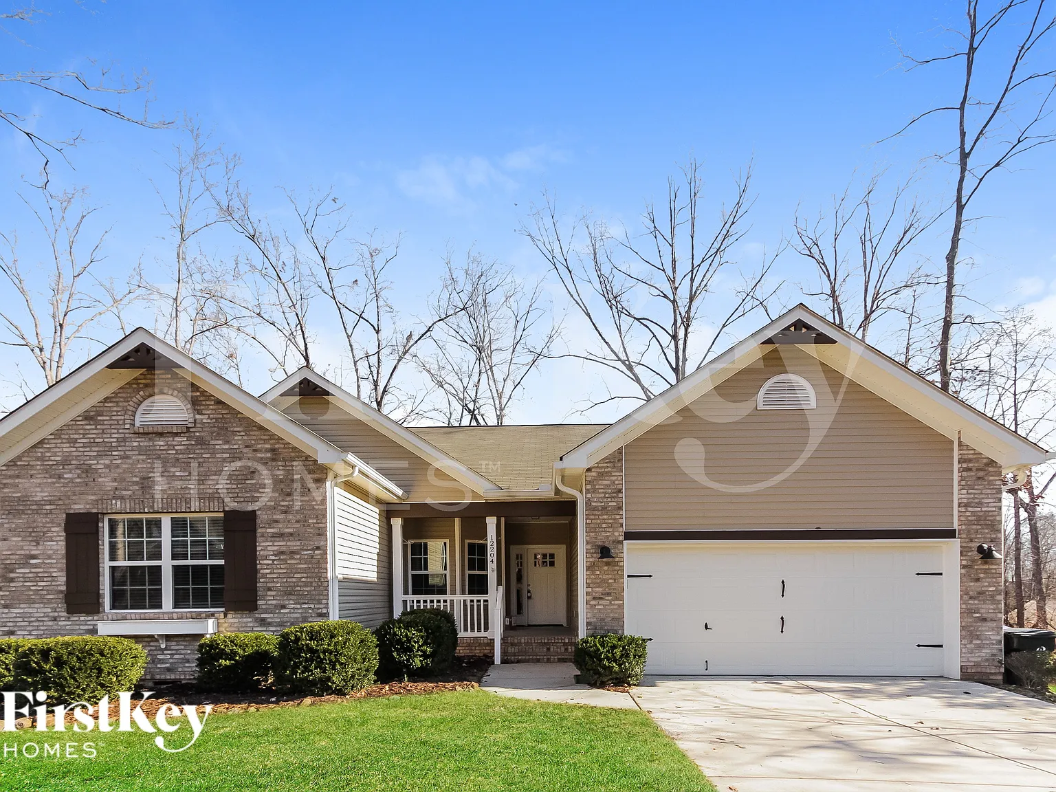3 bed, 2.0 bath, 1750 sqft, $2,135 — Photo 2